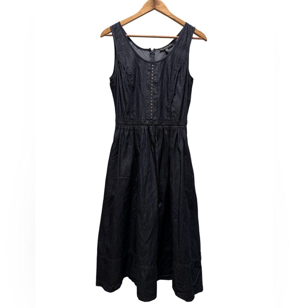 Adrianna Papell chic blue denim dress. Size 8.